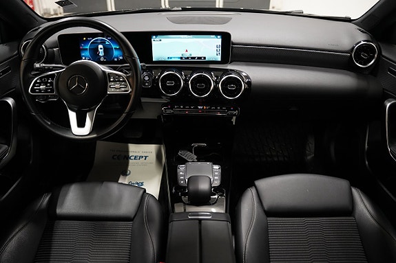 Mercedes-Benz A220 9 of 18