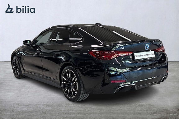 BMW i4 2 of 20
