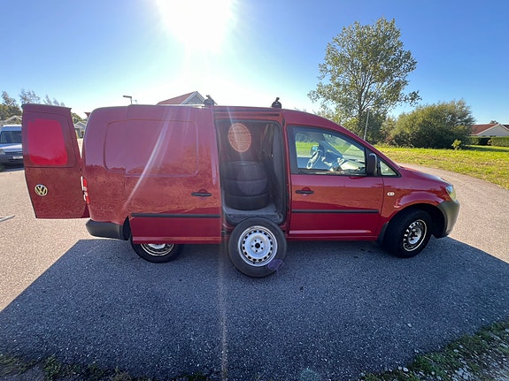 Volkswagen Caddy Maxi 4 of 8