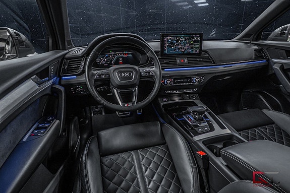 Audi Q5 10 of 21