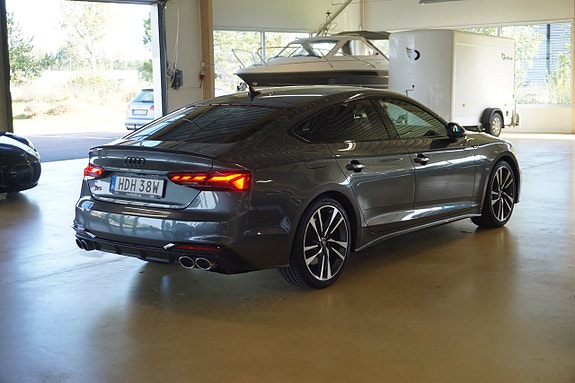 Audi S5 2 of 18