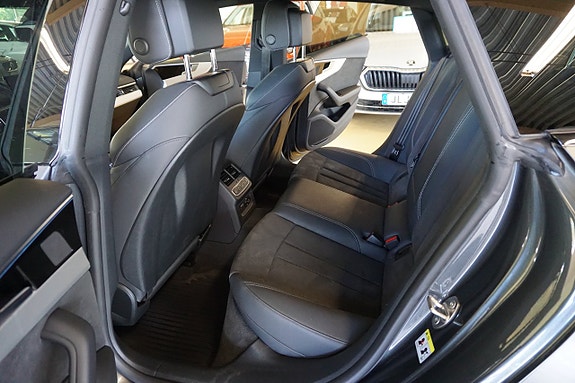 Audi S5 4 of 18