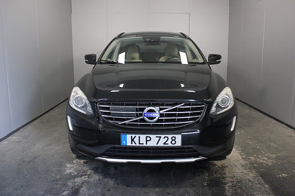 Volvo XC60 5 of 21
