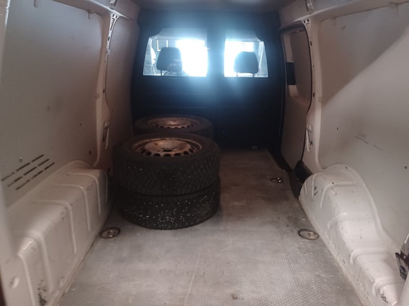 Volkswagen Caddy Maxi 15 of 15