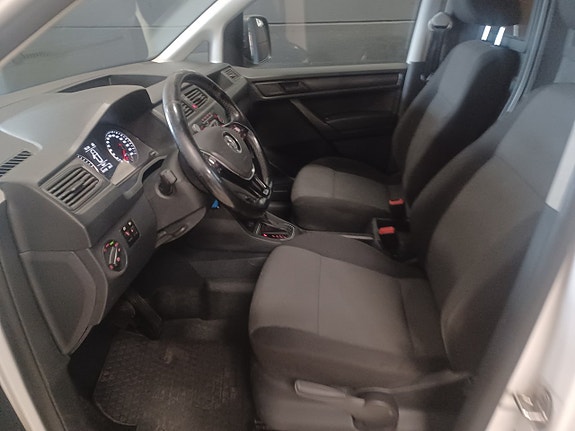 Volkswagen Caddy Maxi 8 of 15