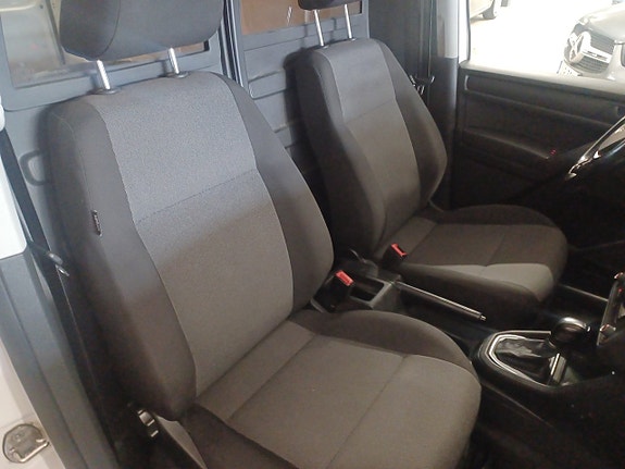 Volkswagen Caddy Maxi 7 of 15