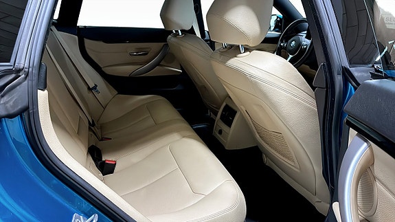 BMW 430i 5 of 12