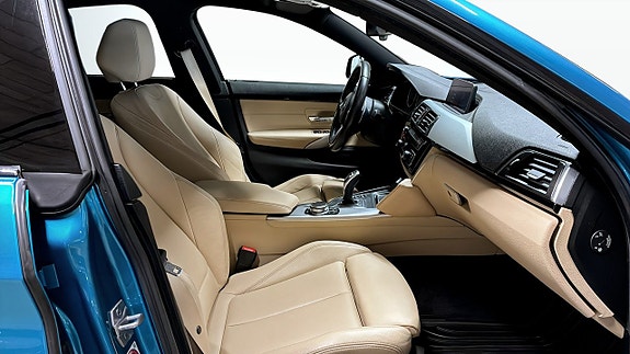 BMW 430i 3 of 12