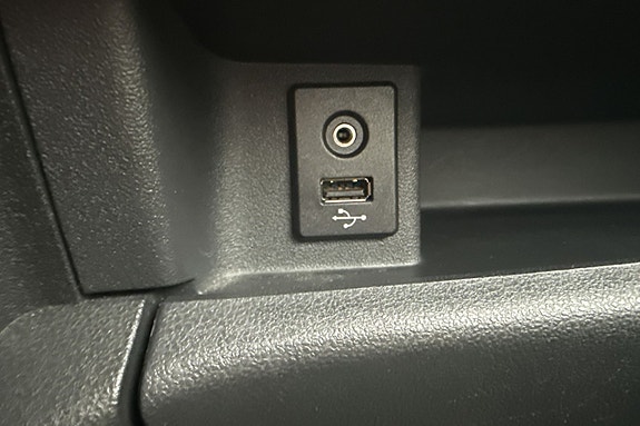 Nissan Micra 23 of 27