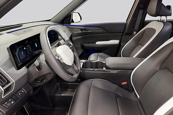 Kia EV5 8 of 19