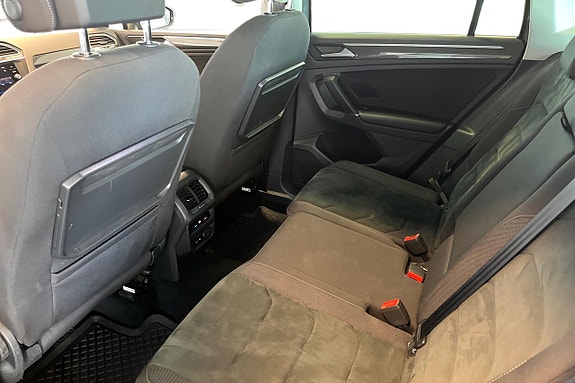 Volkswagen Tiguan 27 of 30