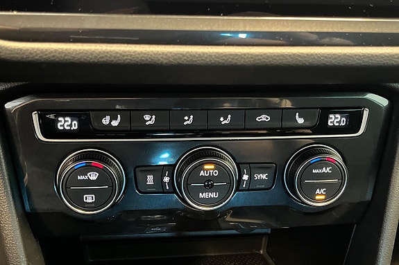 Volkswagen Tiguan 23 of 30