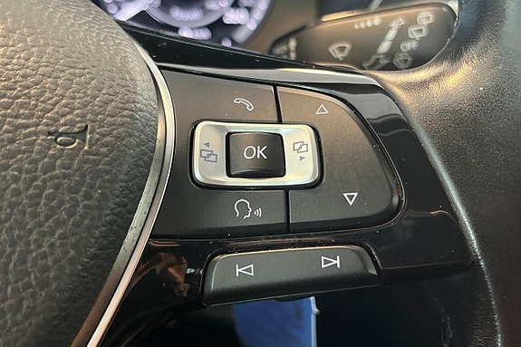Volkswagen Tiguan 15 of 30