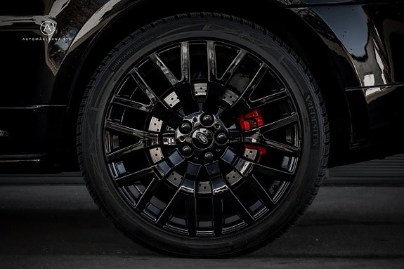 Land Rover Range Rover Sport 23 of 26