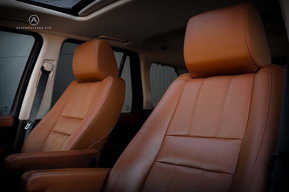 Land Rover Range Rover Sport 9 of 26