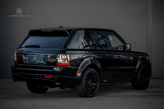 Land Rover Range Rover Sport 17 of 26