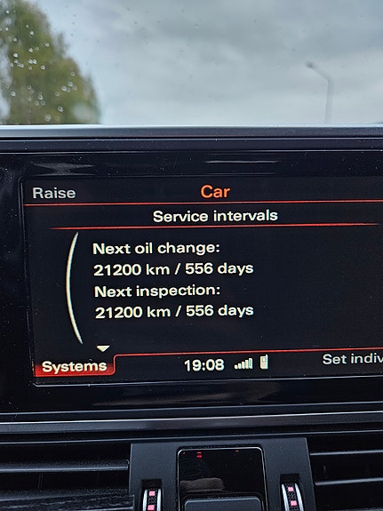 Audi A6 allroad 13 of 16