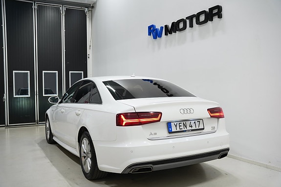 Audi A6 4 of 18