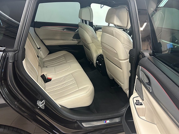 BMW 640i 9 of 26