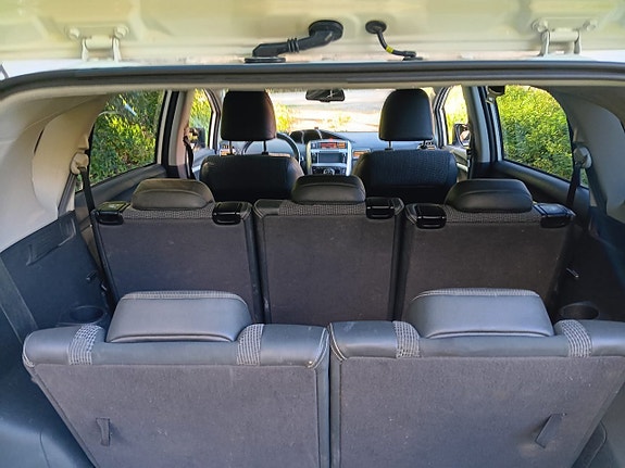 Toyota Verso 19 of 19