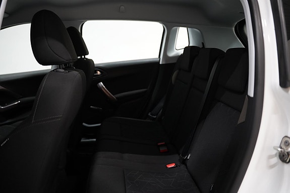 Peugeot 2008 14 of 16