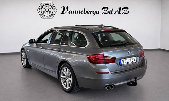BMW 520d 4 of 6
