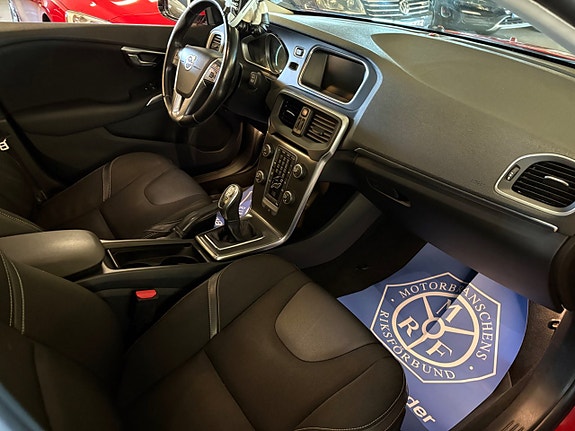 Volvo V40 6 of 6
