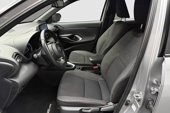 Toyota Yaris Cross 12 of 15