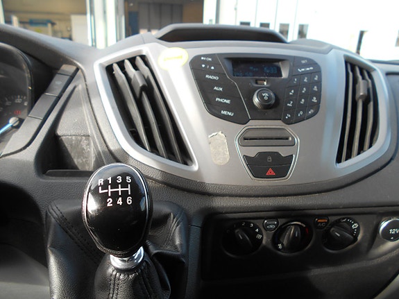 Ford Transit 9 of 9