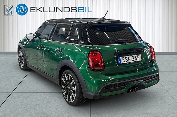 MINI Cooper S 4 of 22