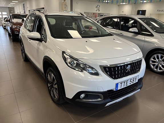 Peugeot 2008 4 of 16