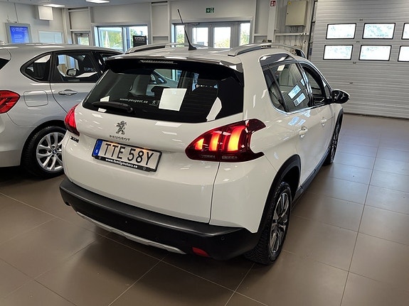 Peugeot 2008 3 of 16