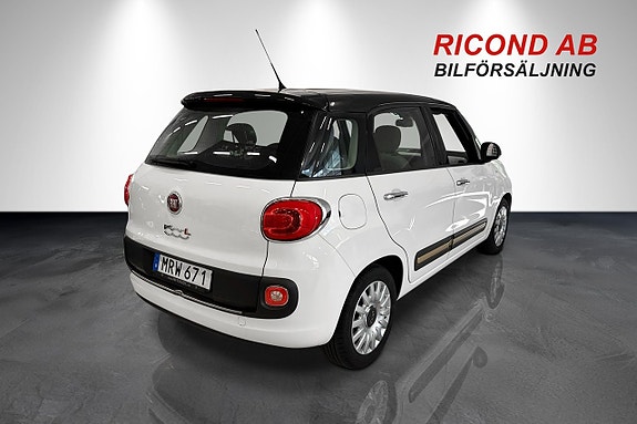 Fiat 500L 3 of 11