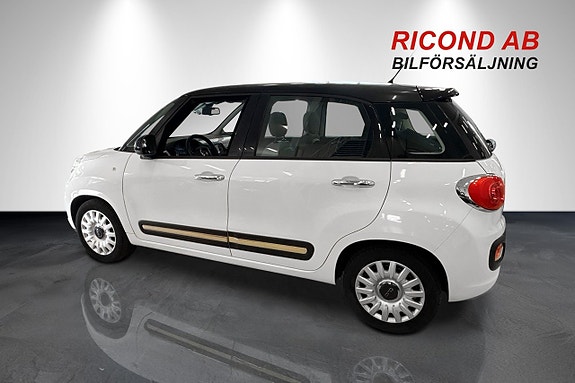 Fiat 500L 4 of 11