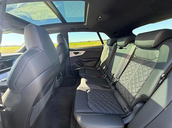 Audi Q8 11 of 16
