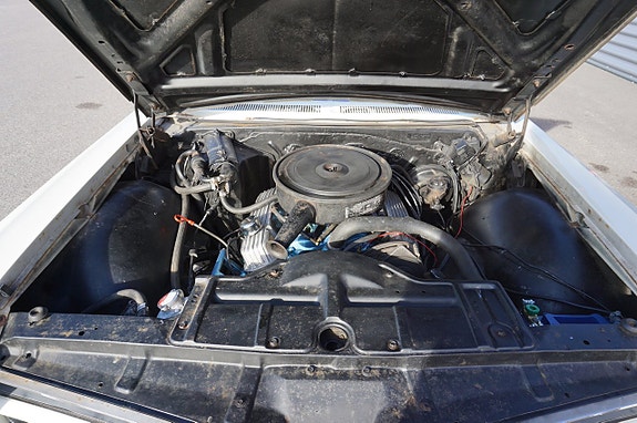 Pontiac Bonneville 24 of 24