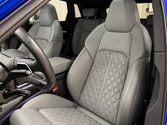 Audi Q8 e-tron 7 of 15