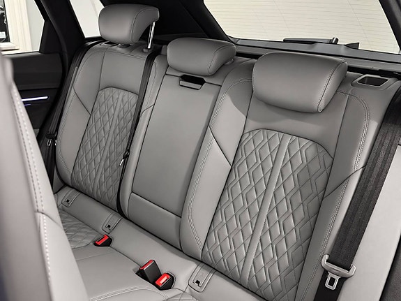 Audi Q8 e-tron 10 of 15