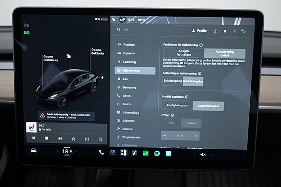 Tesla Model 3 11 of 27