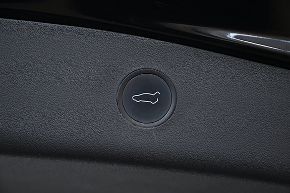 Tesla Model 3 23 of 27