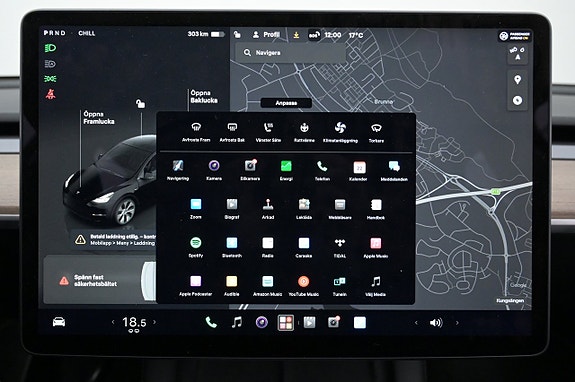Tesla Model Y 17 of 27