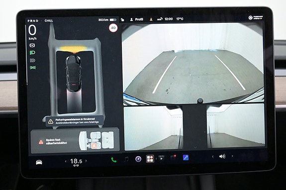 Tesla Model Y 15 of 27