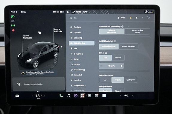 Tesla Model Y 10 of 27