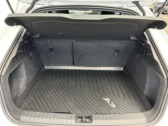 Audi A3 8 of 23