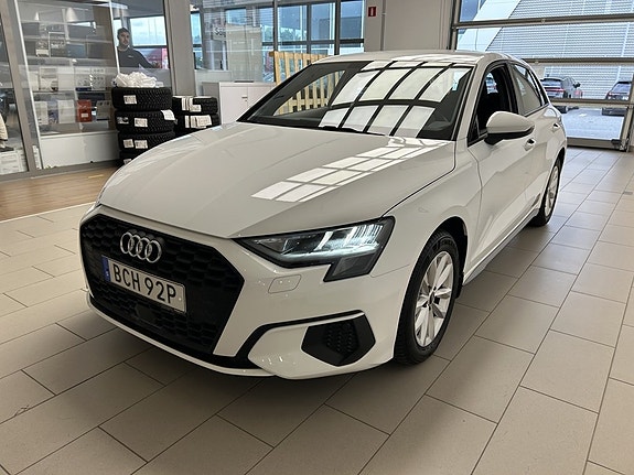 Audi A3 3 of 23