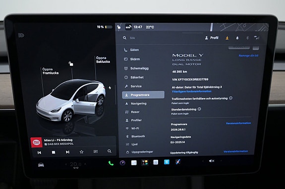 Tesla Model Y 11 of 27