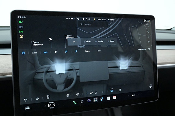 Tesla Model Y 15 of 27