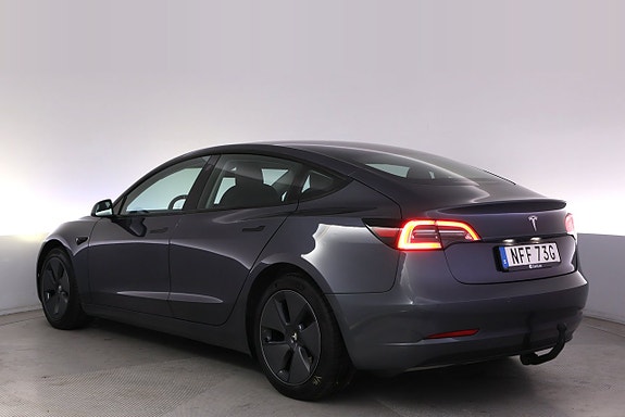 Tesla Model 3 4 of 27