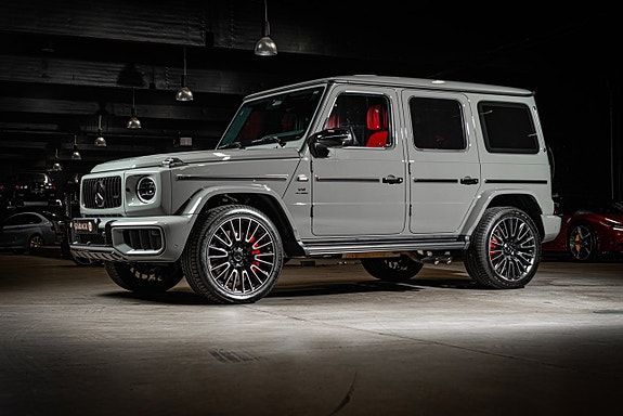 Mercedes-Benz G63 2 of 30