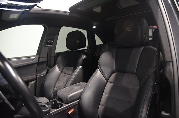 Porsche Macan GTS 10 of 21